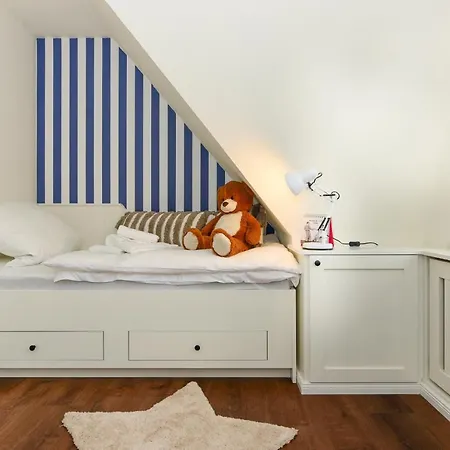 Holiday home Farnweg 7 Whg B Mittelhaus *