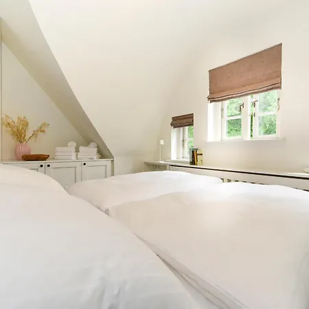 Farnweg 7 Whg B Mittelhaus Holiday home *